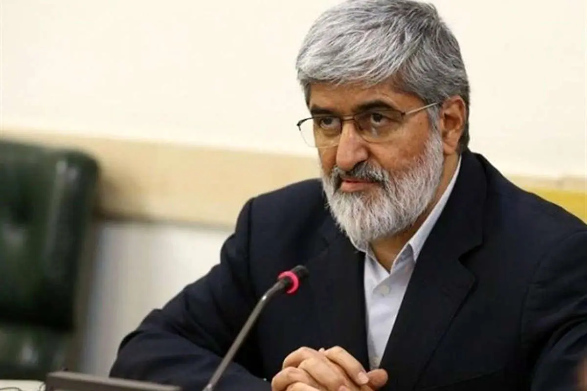 کیهان: علی مطهری غلط میکند که برای امام تعیین تکلیف میکند