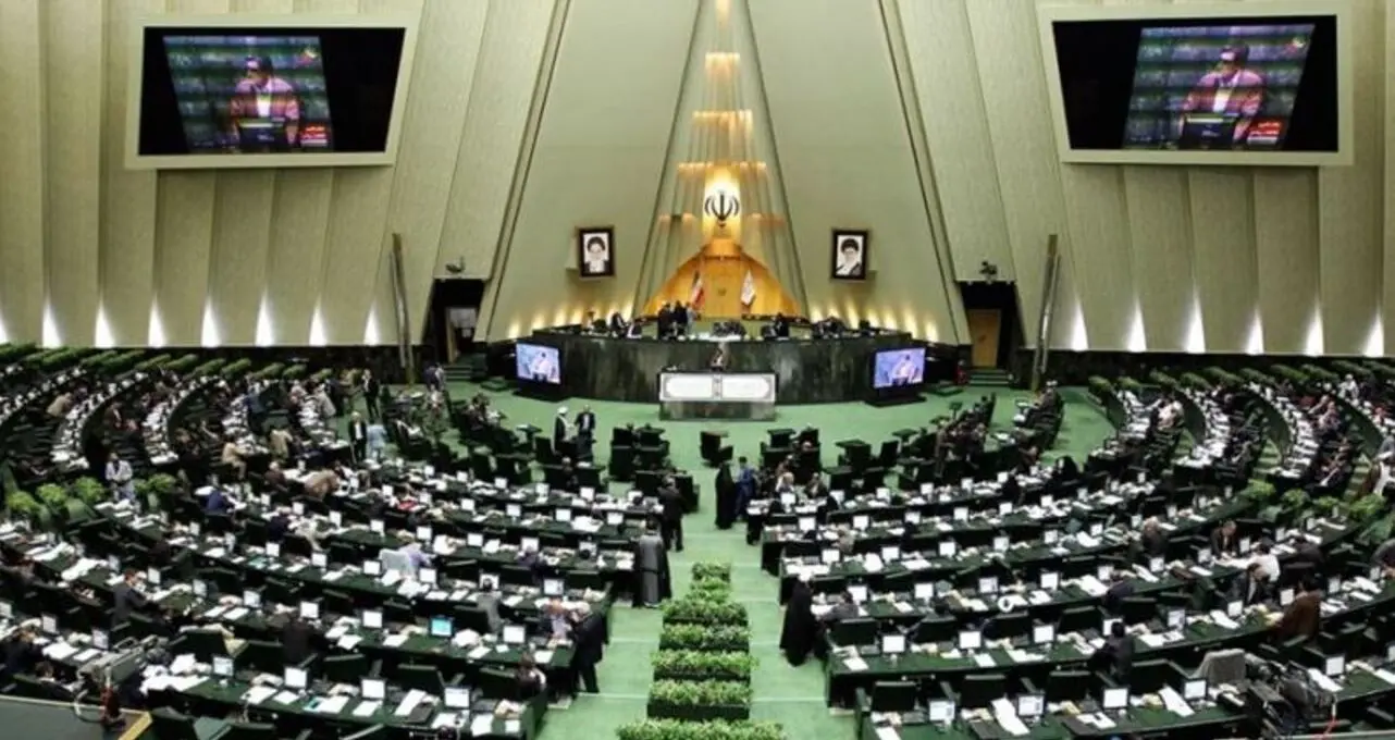 استیضاح روحانی نیامده متوقف شد