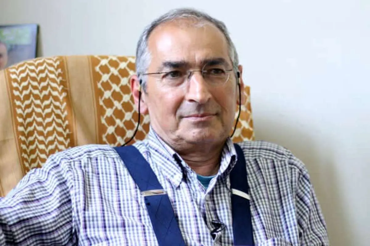 تحلیل صادق زیباکلام از شعار "رضا شاه روحت شاد"