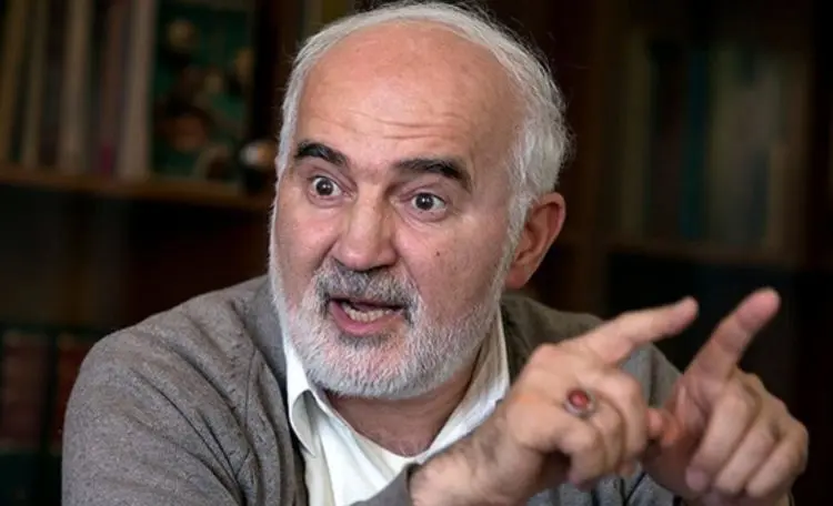 احمد توکلی: میرحسین موسوی از روحانی بهتر بود