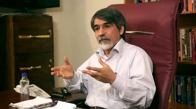 زیر پوست زندان شاه