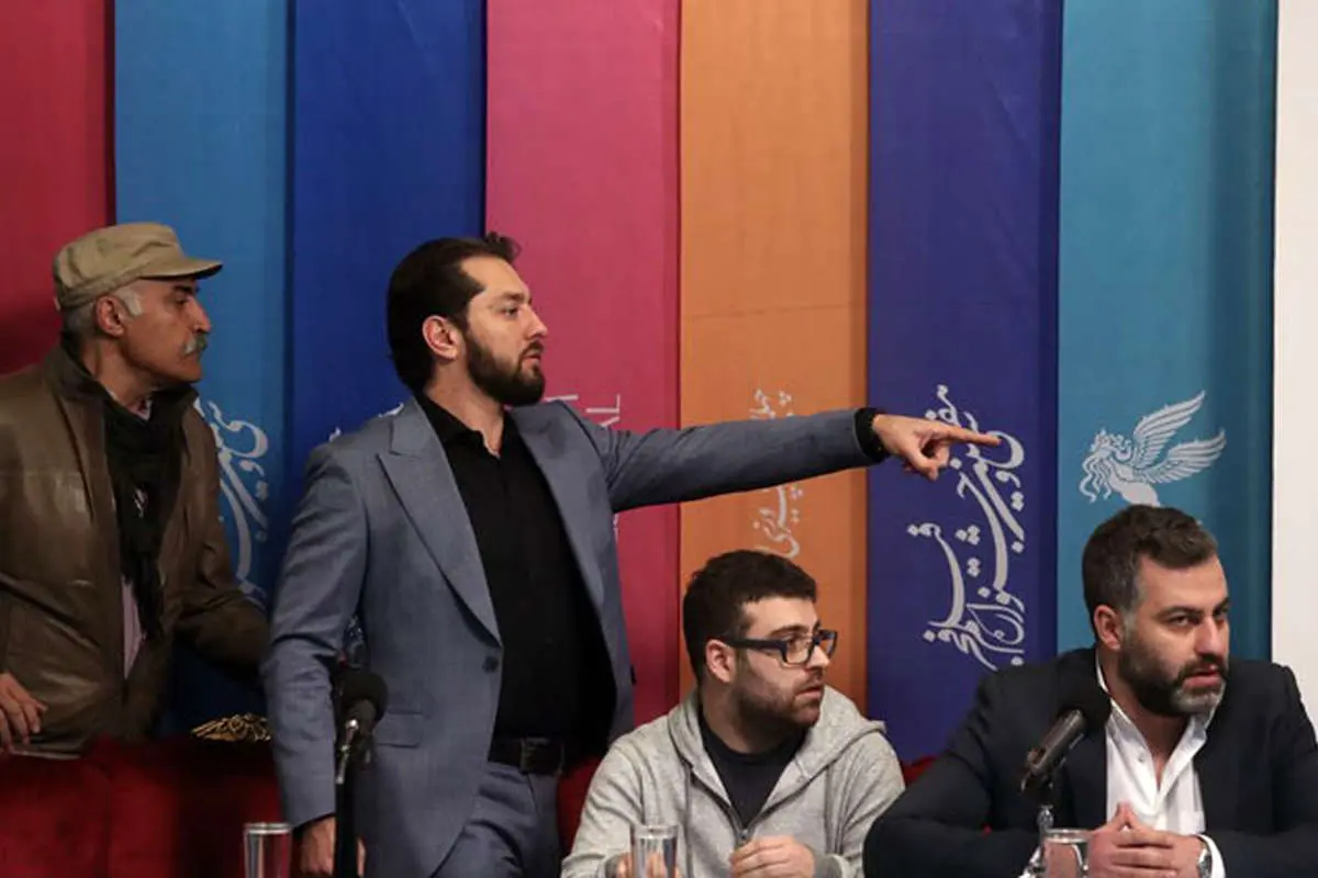 (تصاویر) در نشست خبری سونامی چه گذشت؟