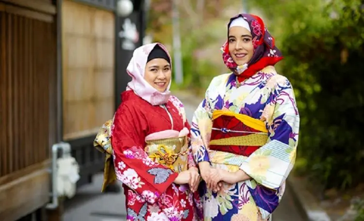 طراحی «کیمونو» مخصوص زنان مسلمان در ژاپن