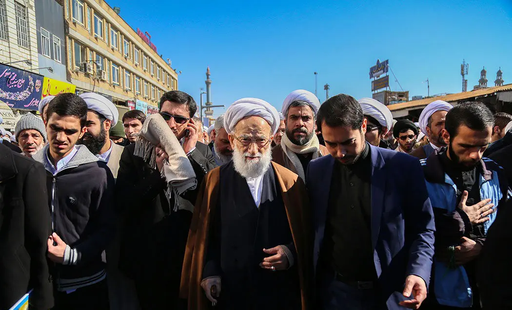 (تصاویر) مسئولان در مراسم وداع با آیت‌الله مومن