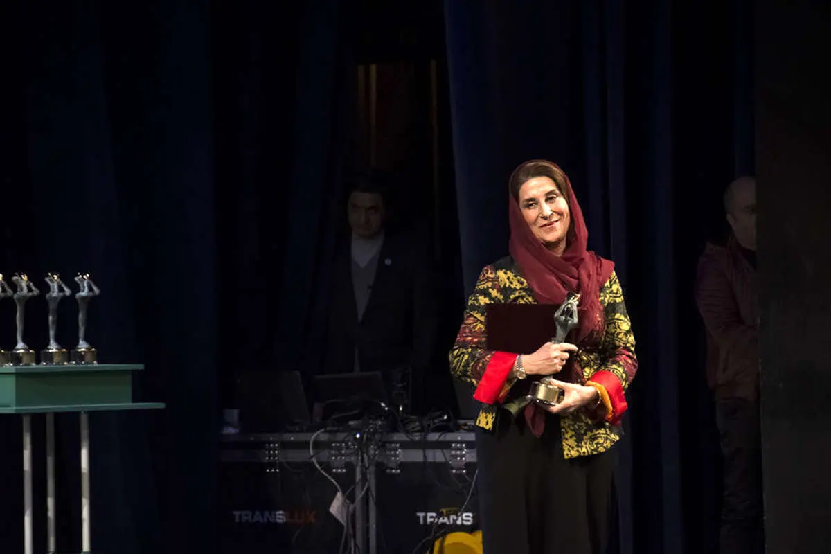 (تصاویر) متن و حواشی اختتامیه سی و هفتمین جشنواره تئاتر فجر
