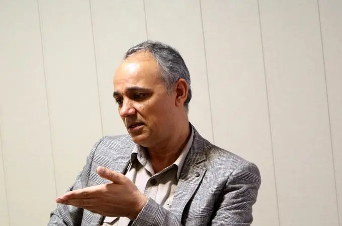 رمزگشایی احمد زیدآبادی از دلایل استعفای ظریف