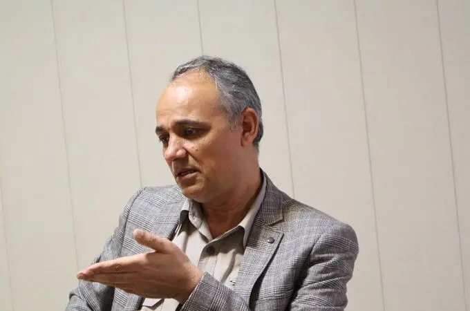 رمزگشایی احمد زیدآبادی از دلایل استعفای ظریف