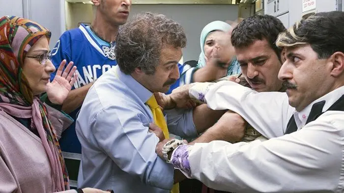 ابهام در سرنوشت فیلم «پایتخت»