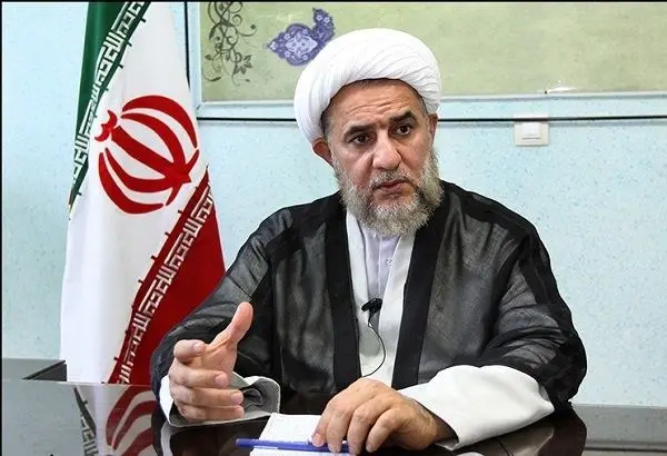 امام جمعه اهواز خواستار دادگاهی شدن وزیر ارتباطات شد