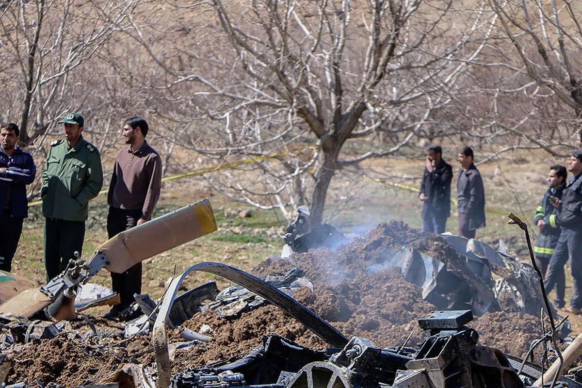 (تصاویر) ۵ کشته در سقوط بالگرد در چهارمحال و بختیاری