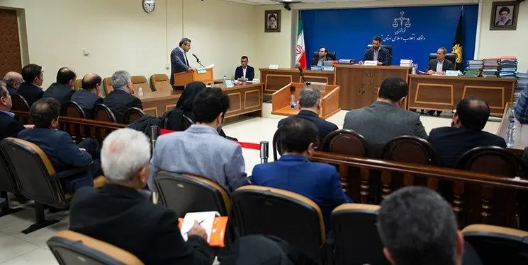 محاکمه ۱۴ متهم پرونده فساد در پتروشیمی