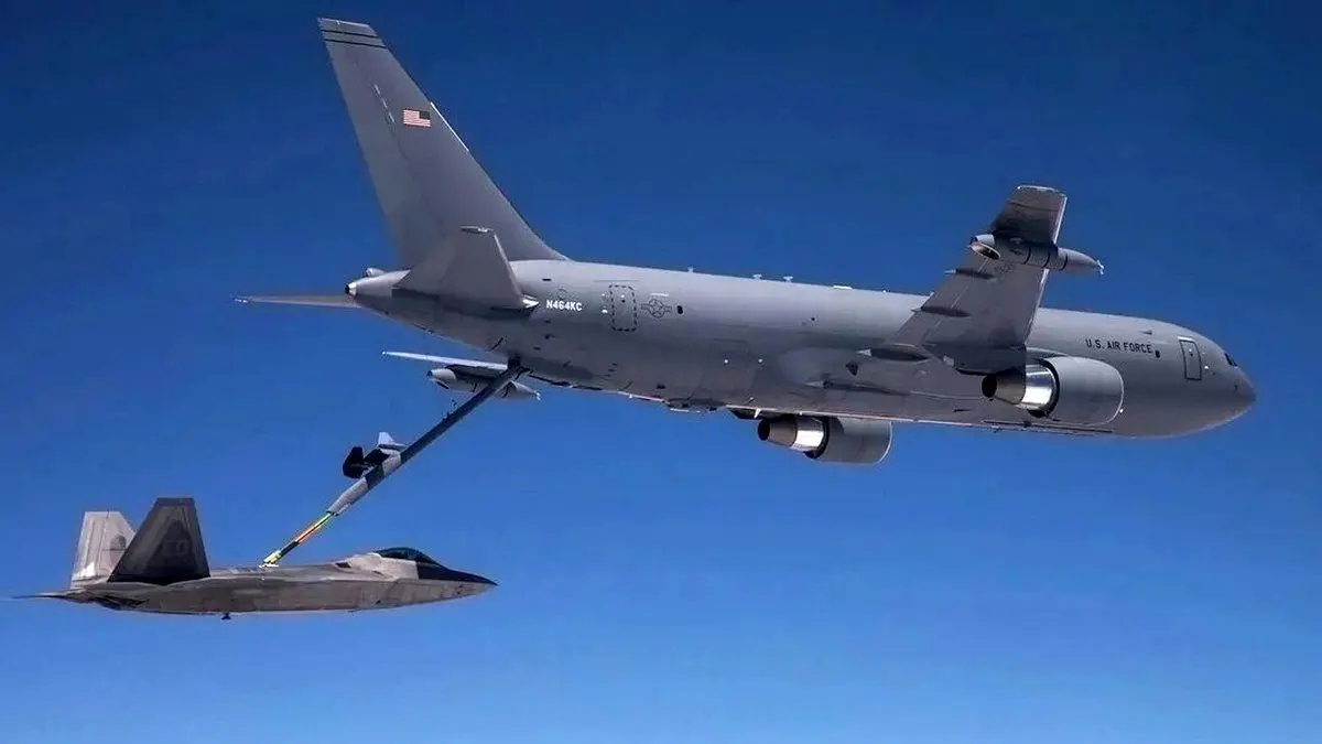 ادعای رسانه اسرائیلی: جنگنده‌های اسرائیل شب گذشته تا مرز ایران آمدند