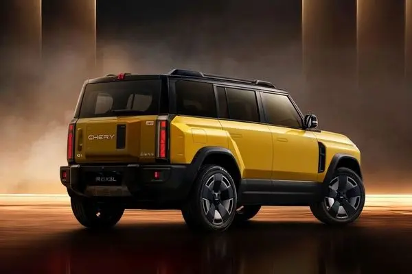 تخریب پله‌های آسمانی تیانمن در پی آزمایش خودروی چری