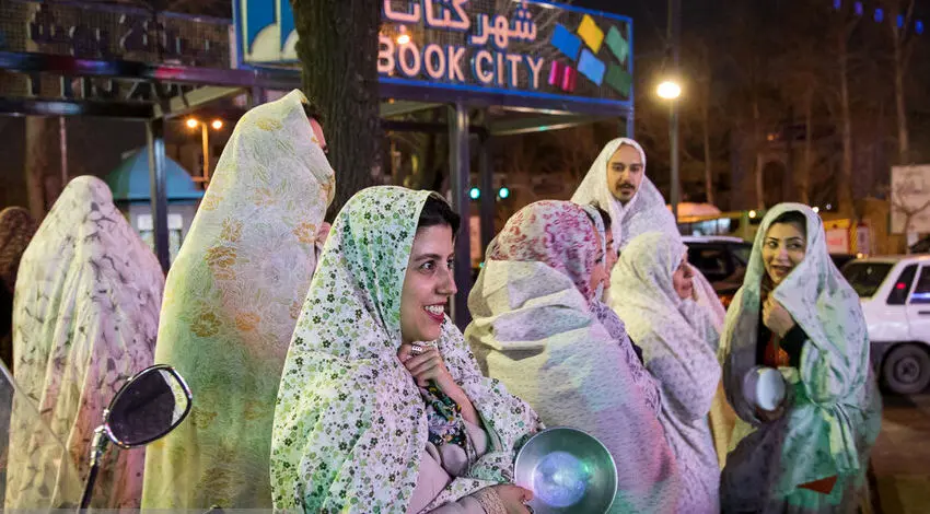 (تصاویر) مراسم قاشق‌زنی در تهران و قزوین
