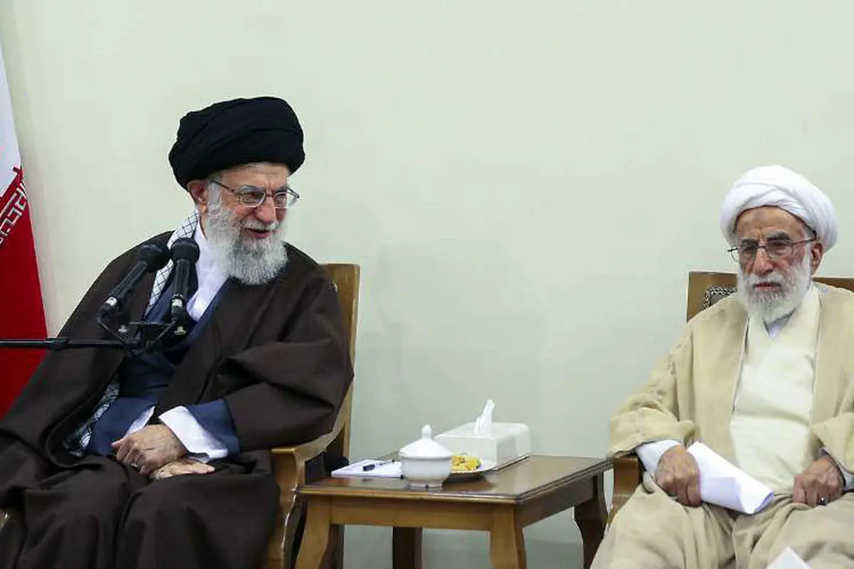 شوخی رهبر انقلاب با آیتالله جنتی تکذیب شد