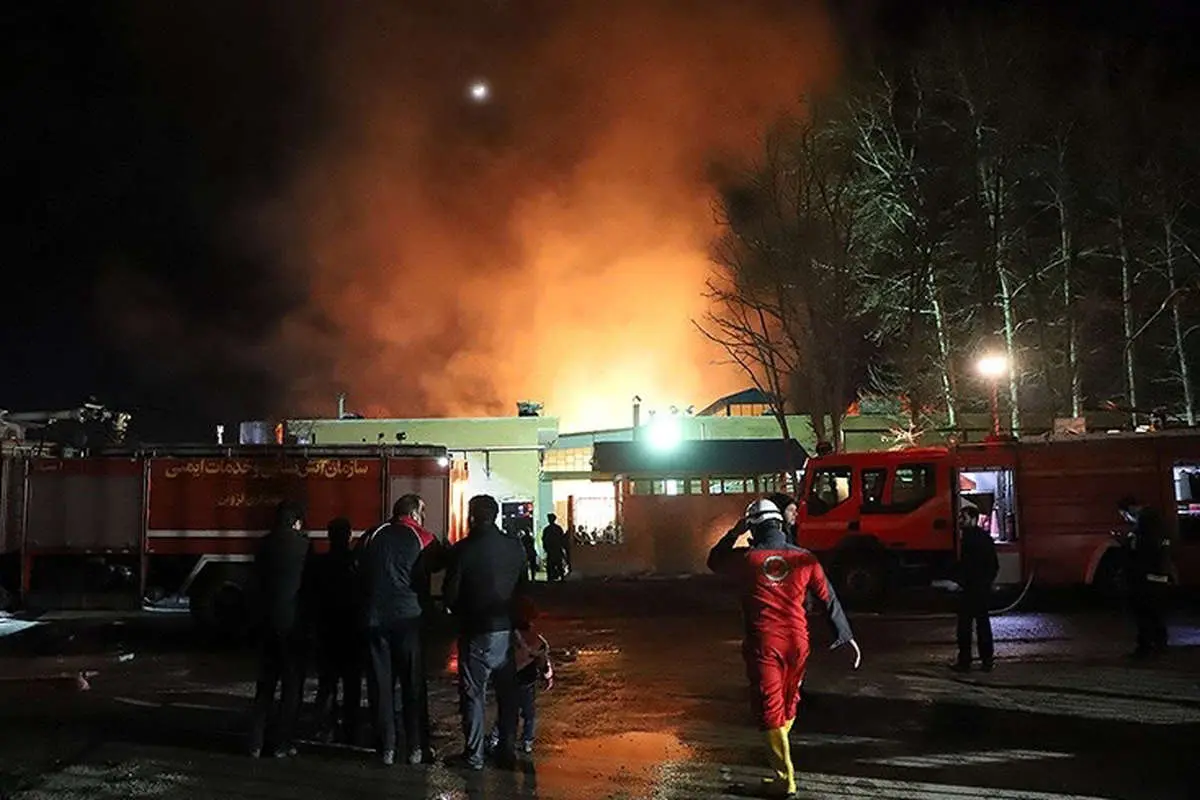 آتش‌سوزی در فروشگاه رفاه کرمان مهار شد
