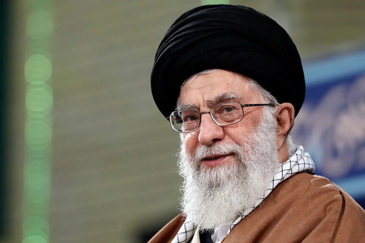 رهبر انقلاب: همه وظیفه داریم به کمک سیلزدگان بشتابیم