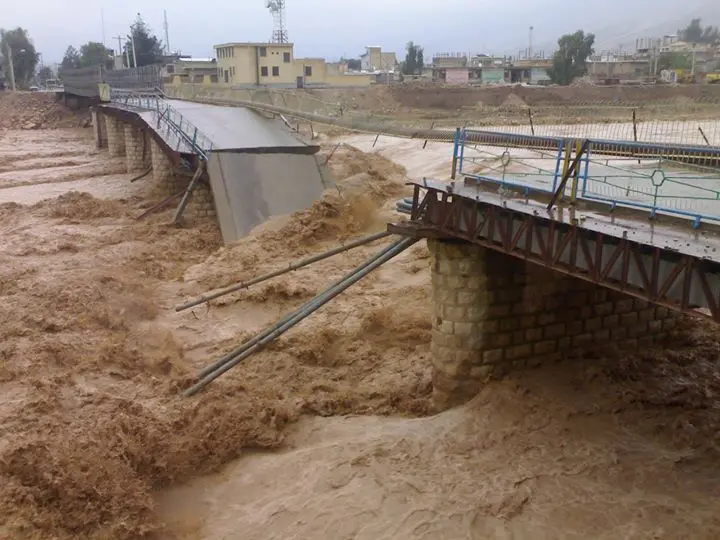 سیلاب لرستان، جنازه یک مرد را ۳ کیلومتر دورتر برد