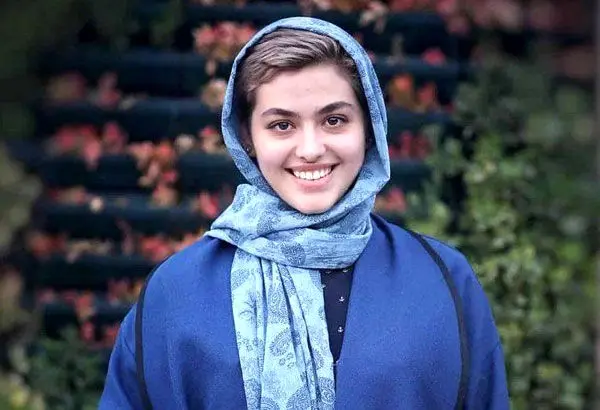 خانم بازیگر با این عکس خبر ازدواجش را علنی کرد