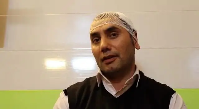 (ویدیو) حمله به کمک خلبان بالگرد هلال احمر