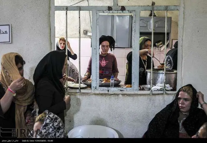 از چه کسانی در «خانه امن» نگهداری می‌ شود؟