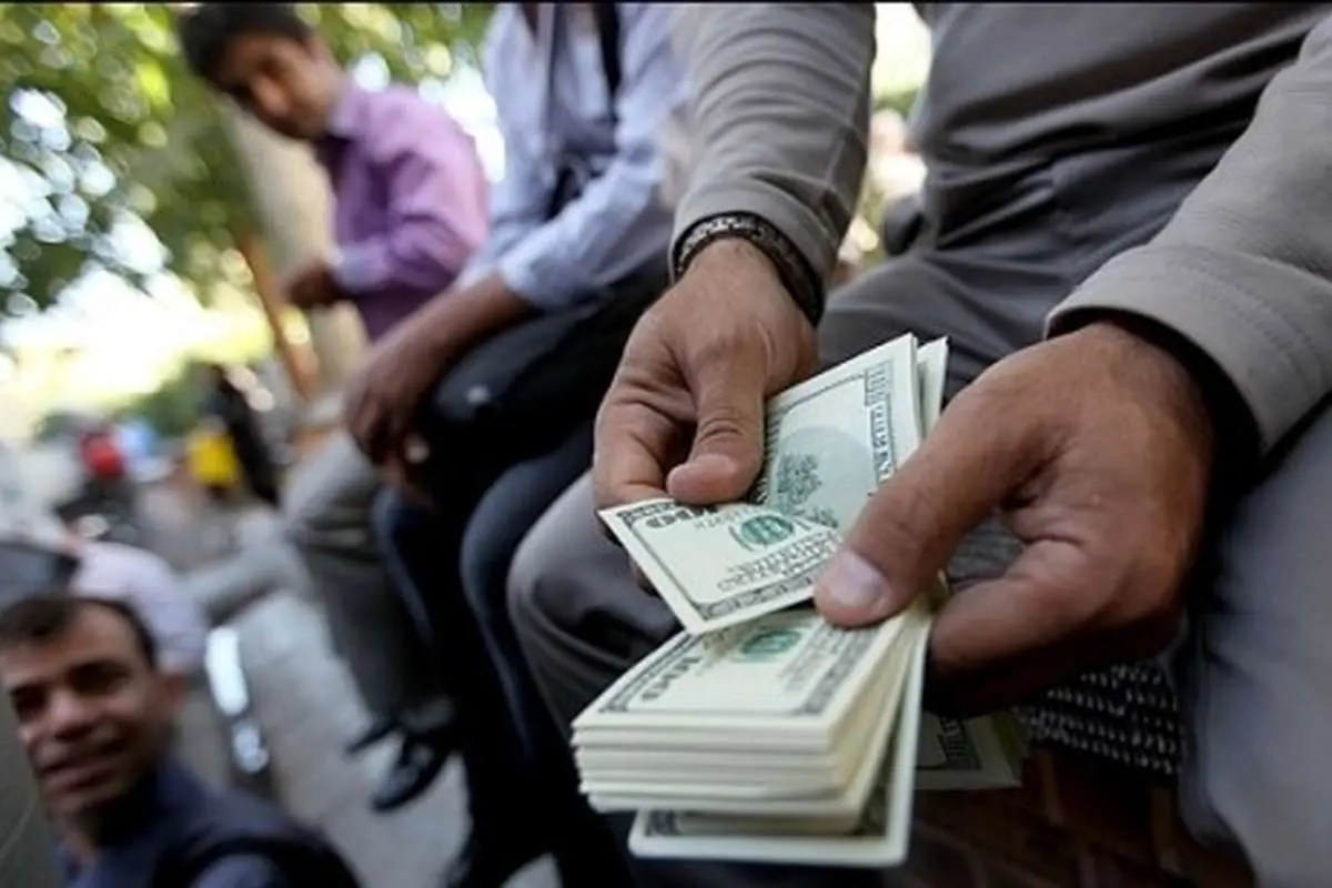 نوسانات الاکلنگی دلار و سکه در ۱۰ روز اخیر