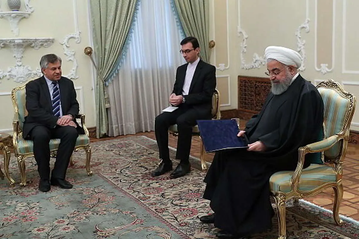 دریافت استوارنامه سفرای جدید شش کشور
