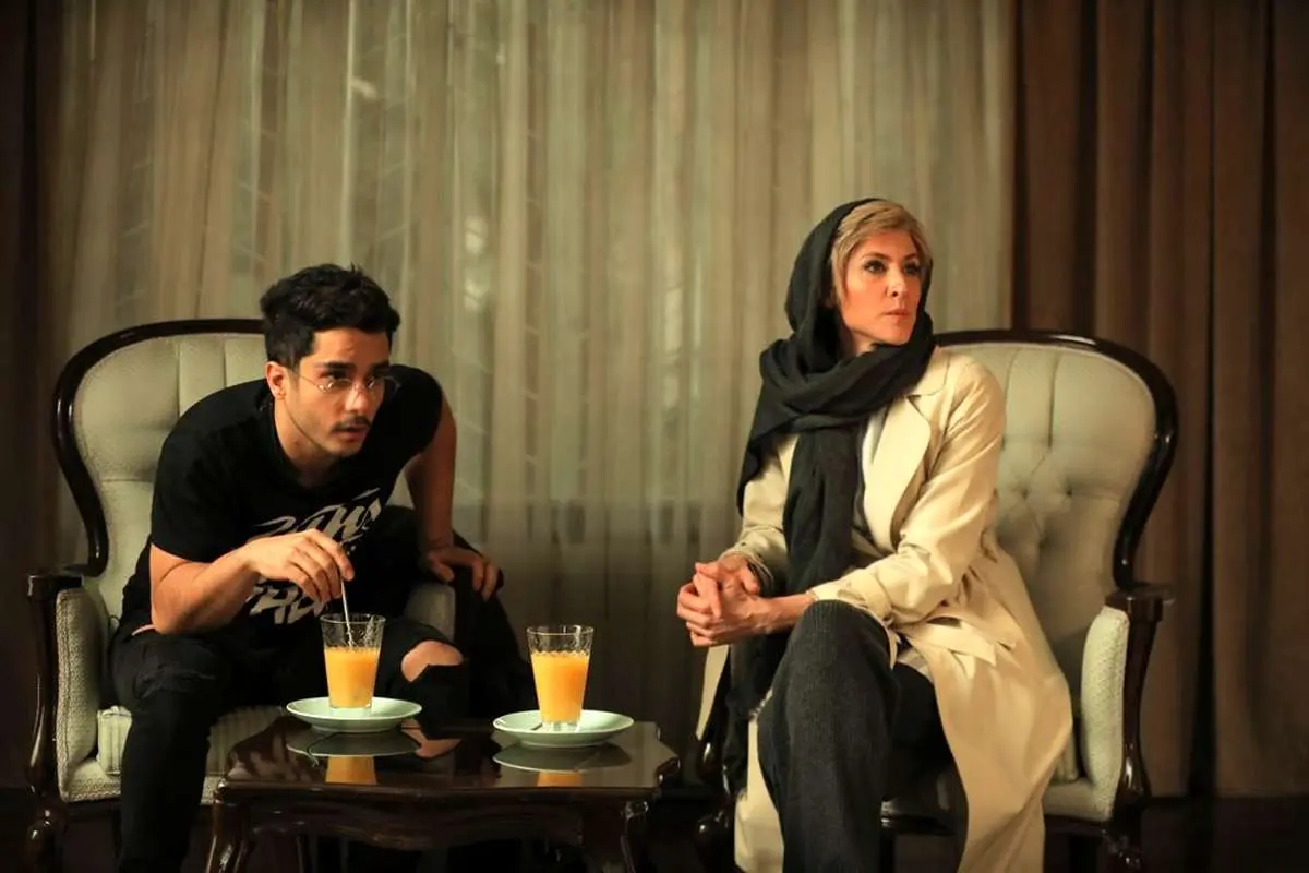 نهنگ آبی قسمت هفتم؛ اثرات جانبی+ دانلود قسمت 7