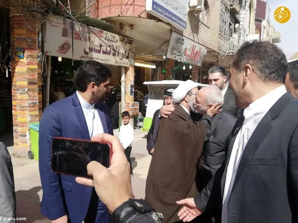 (تصاویر) روبوسی با ظریف در نجف!