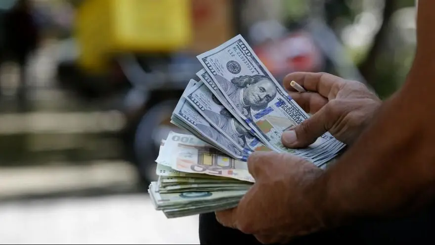 قیمت دلار و یورو؛ امروز سه‌شنبه ۲۰ فروردین؛ خیز چشمگیر دلار در بازار!