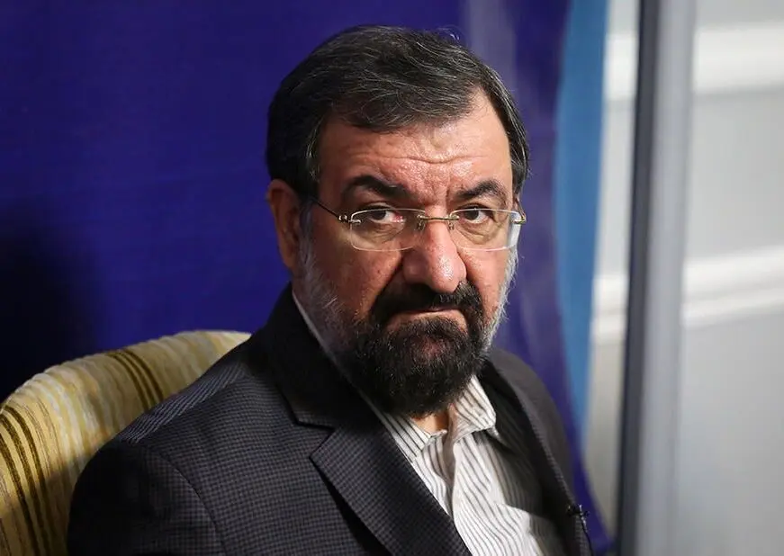 محسن رضایی در برابر حسن روحانی!