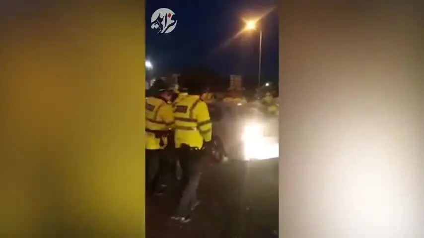(ویدئو) راننده مست می‌خواهد از بین ۲۰ پلیس فرار کند
