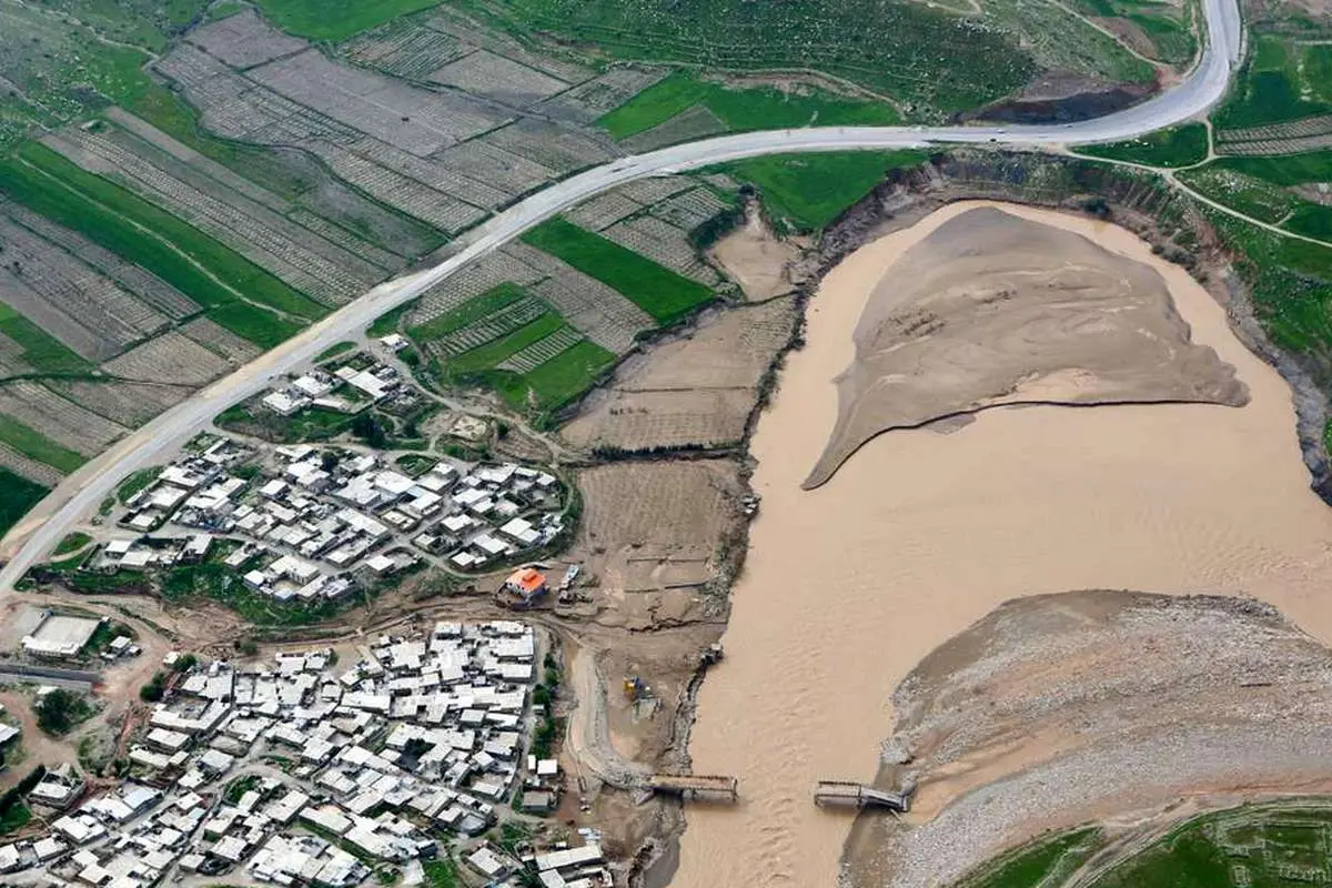 سود نامتعارف ۶۵۰ هزار میلیارد ریالی ۱۷ بنگاه خصولتی