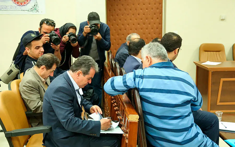 متهم ردیف اول پرونده پتروشیمی: مرجان شیخ‌الاسلامی از فیلتر شورای نگهبان رد شده بود