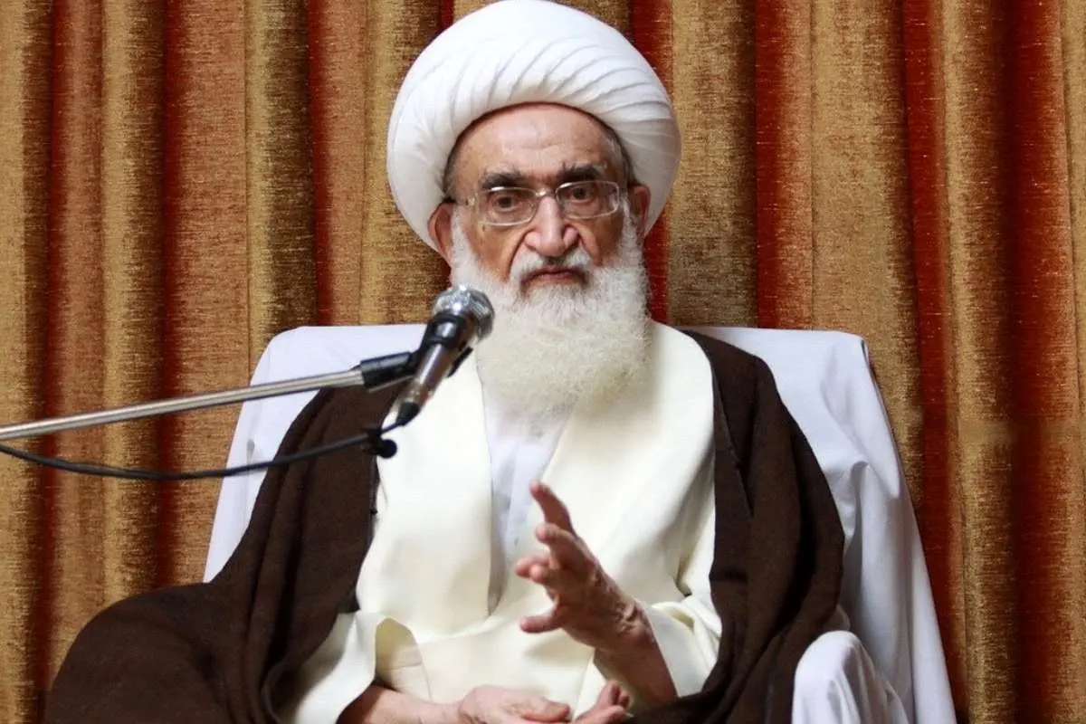 آیت‌الله نوری همدانی: سیل یک امتحان الهی است
