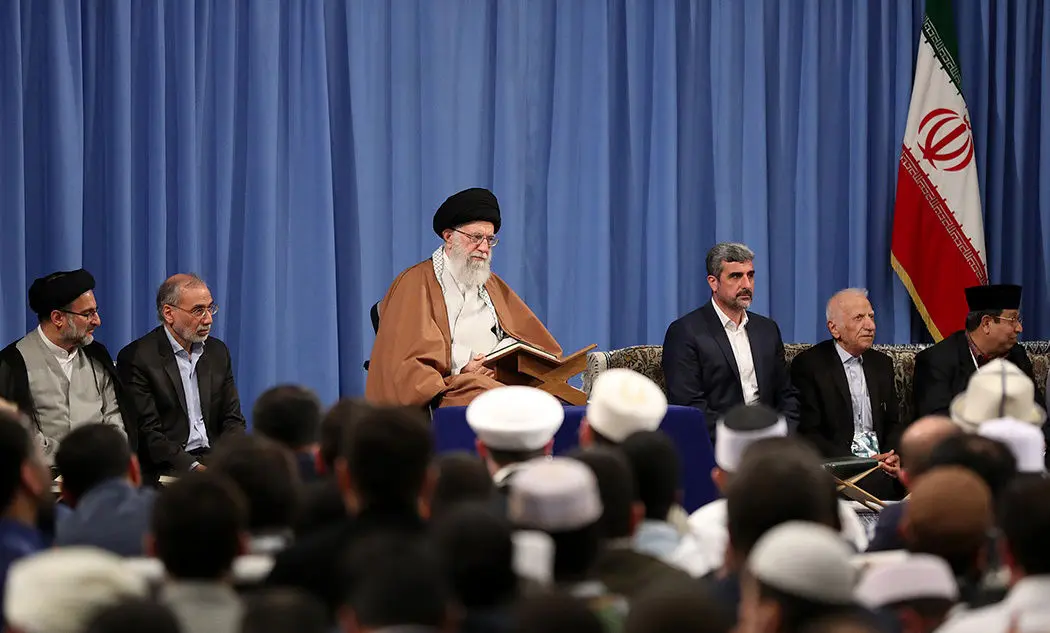 رهبر انقلاب: بسیاری از سران کشورهای عربی دنباله‌روی کفار شدند