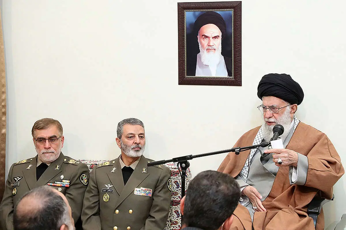 (تصاویر) دیدار فرماندهان ارتش با رهبر انقلاب