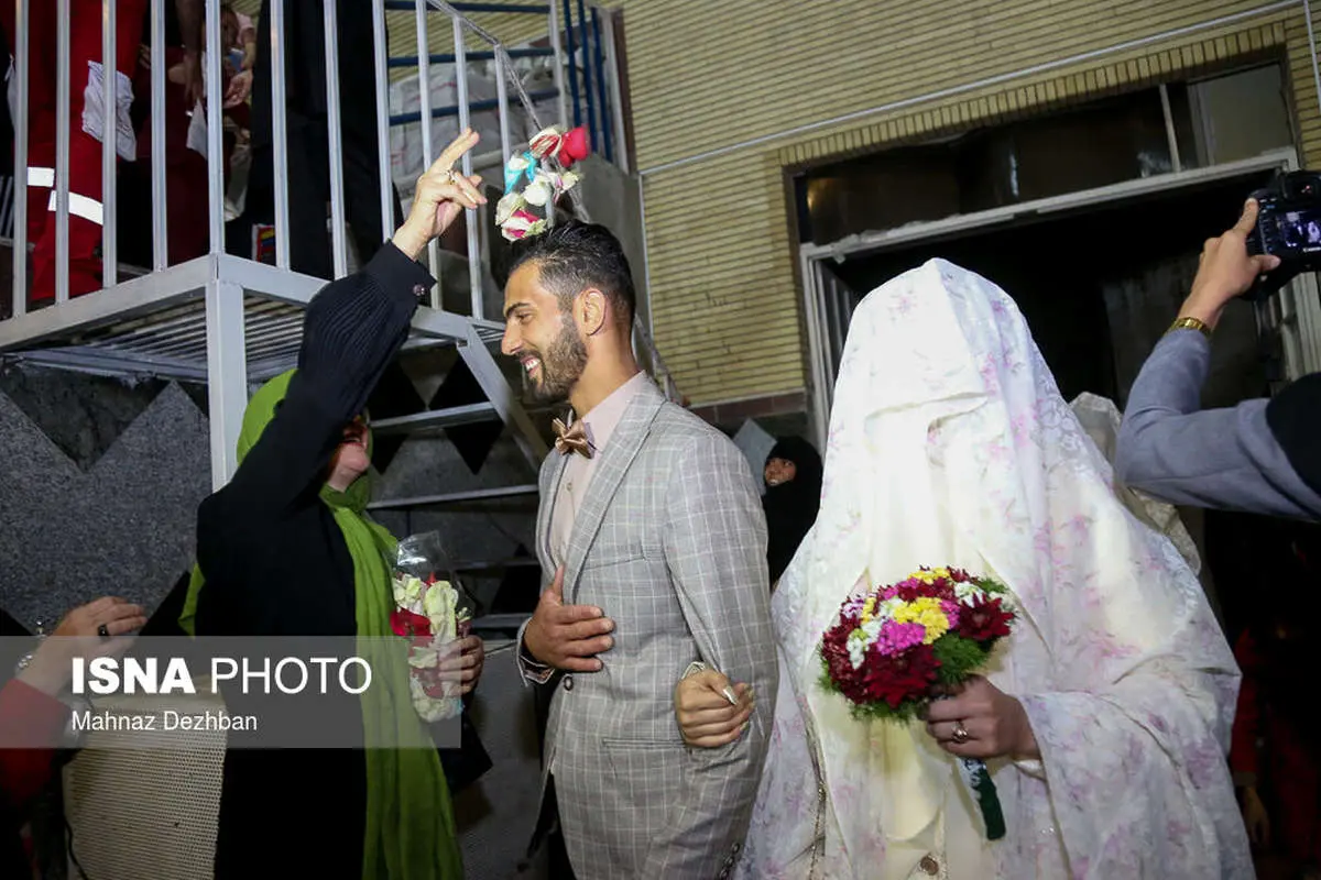 (تصاویر) جشن ازدواج دو زوج سیل زده خوزستانی