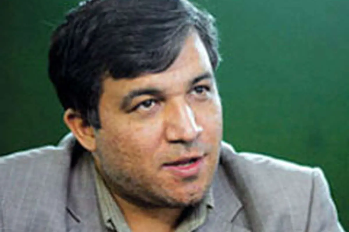 مهندس موسوی حامی احزاب است