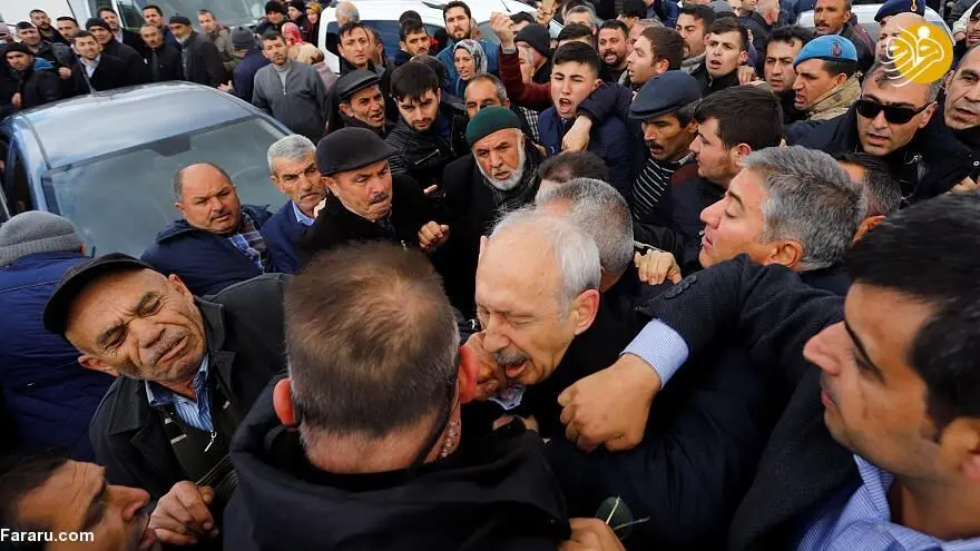 (تصاویر) ضرب و شتم کمال قلیچدار اوغلو مخالف برجسته اردوغان