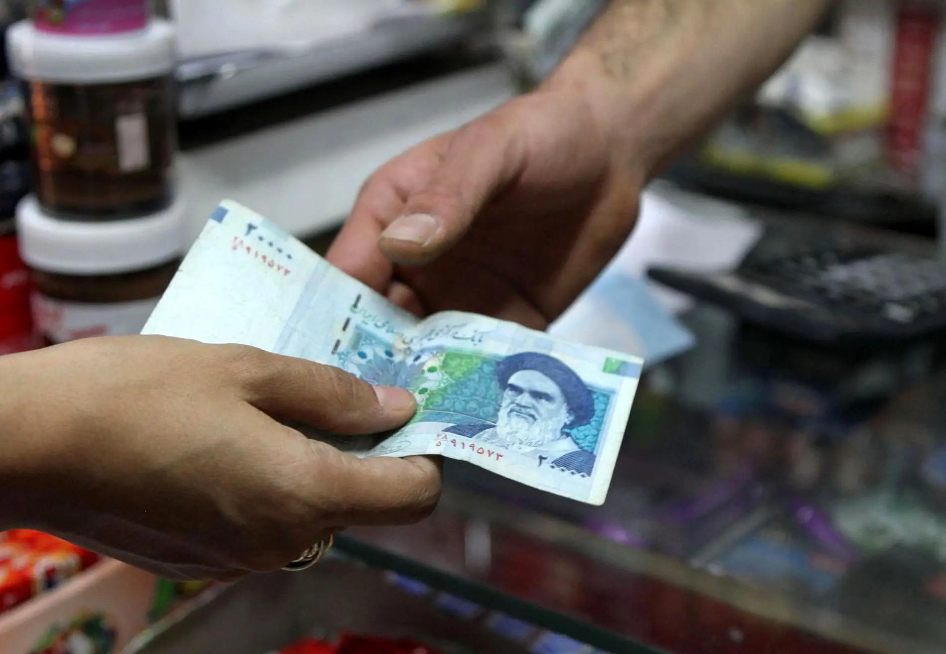 هفت نکته در مورد تورم ۳۰ درصدی فروردین‌ماه