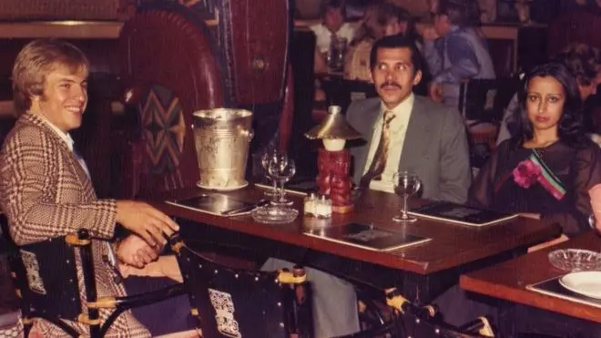 فوتبالیست جوان و پیشنهاد بی‌شرمانه شاهزاده عربستانی در آسانسور!