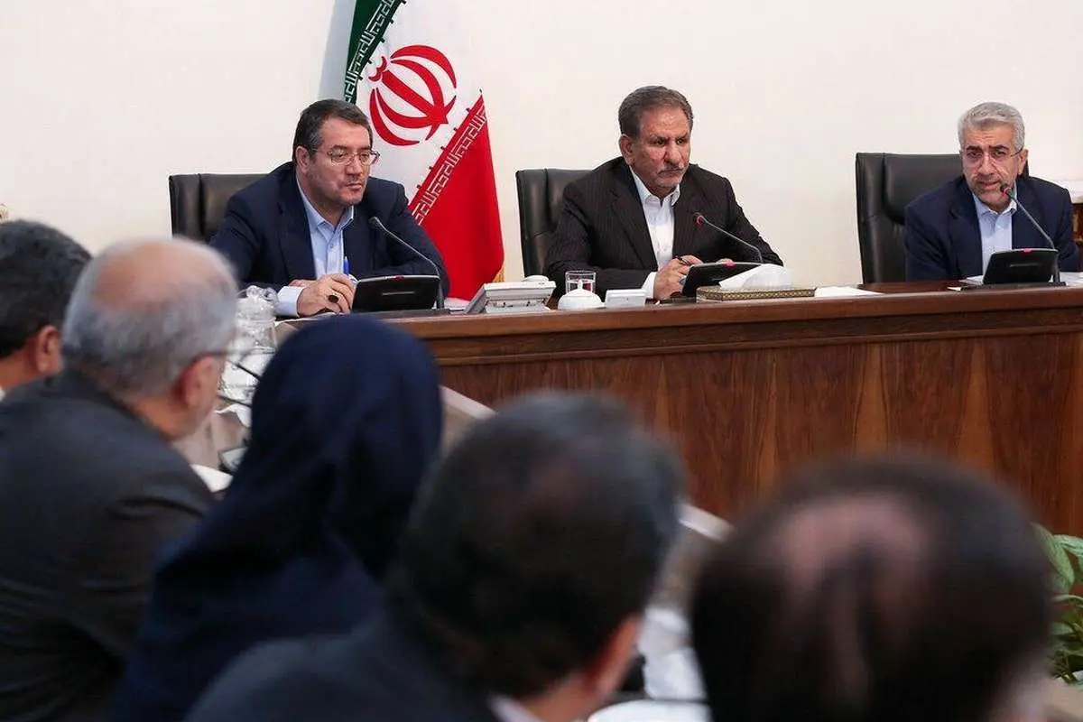 جهانگیری: دولت راه تهاتر نفت با کالاهای اساسی را باز کرده است