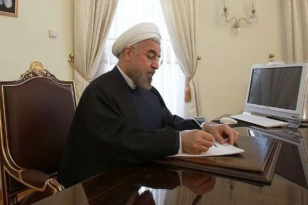 نامه مهم روحانی به سران انگلیس، فرانسه، آلمان، چین و روسیه