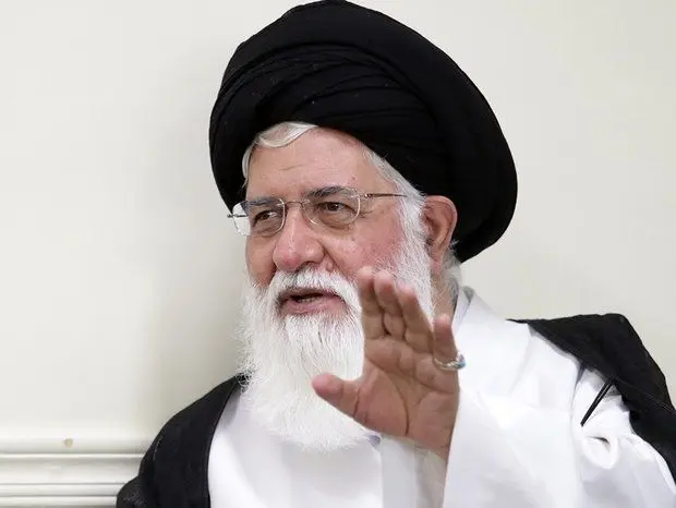 علم‌الهدی: اگر شما مسئولان فرمانده این آرایش جنگی نیستید، کنار بروید