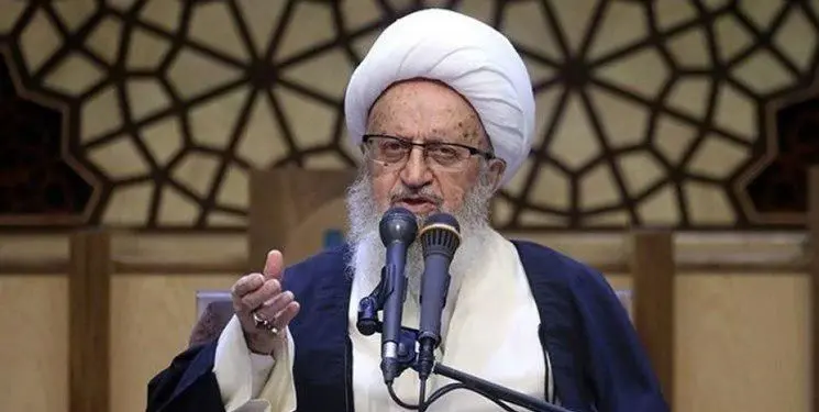 واکنش آیت‌الله مکارم به پخش ترانه ساسی مانکن در مدارس