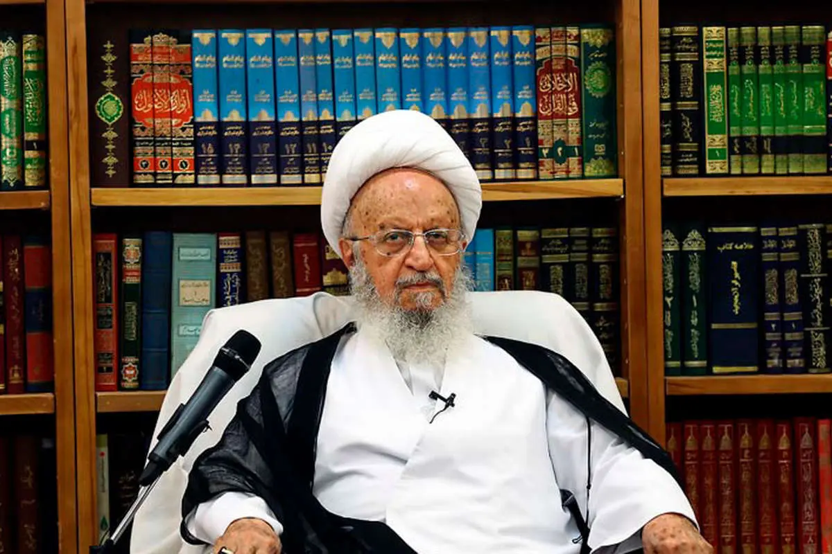 کوچ آیتالله مکارم شیرازی از شبکه سه به شبکه قرآن