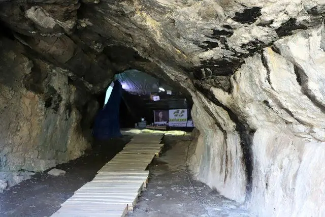 (تصاویر) رونمایی جمجمه انسان هوشمند در لرستان