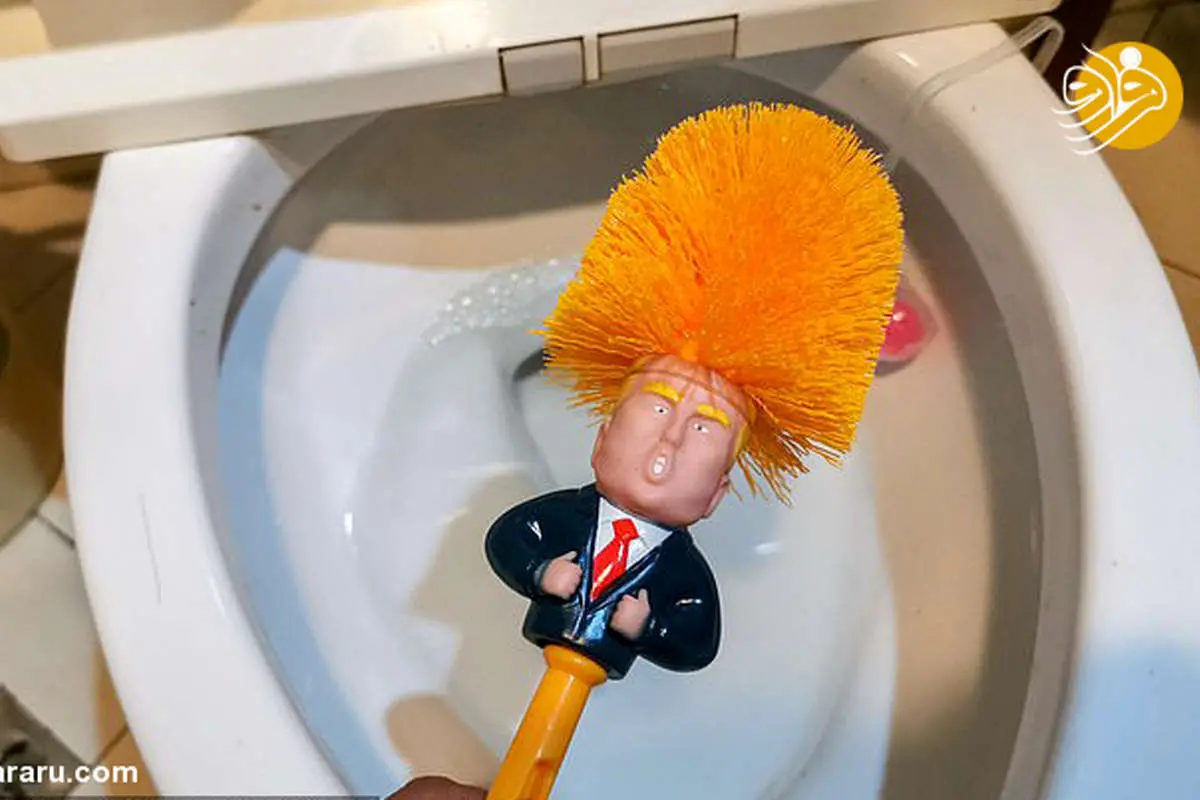 (تصاویر) تولید فرچه توالت با شکل ترامپ!