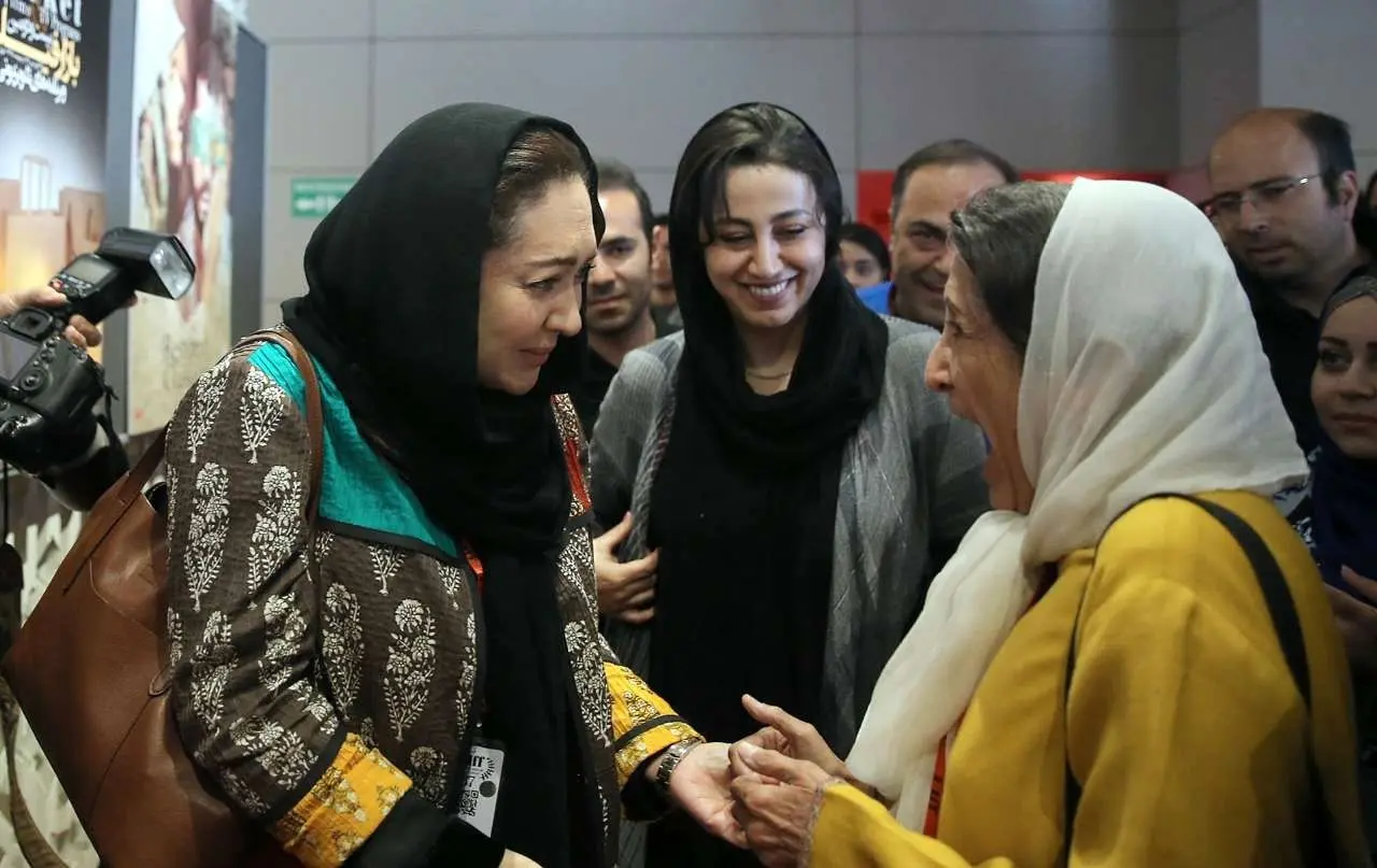 ۱۵ هزار تومان برای سلفی با بازیگران در جشنواره جهانی!